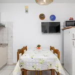 Apartment By The Sea Banjole, - 2229 Pula
