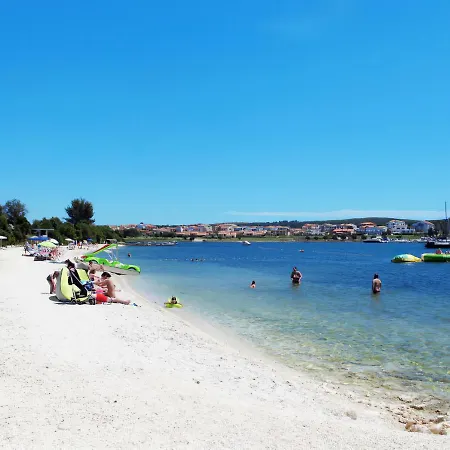 By The Sea Banjole, - 2229 *