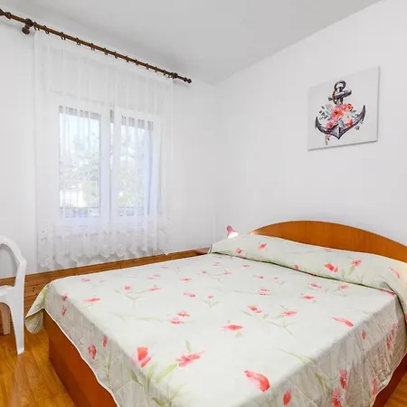 By The Sea Banjole, - 2229