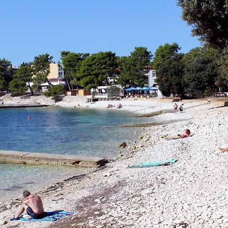 By The Sea Banjole, - 2229 Pola