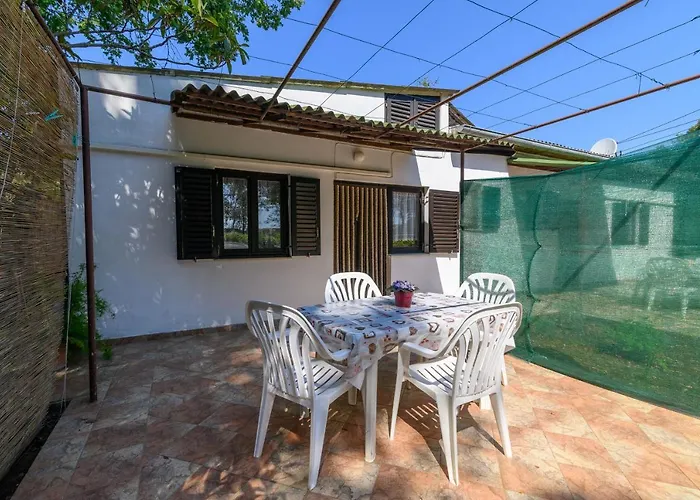 Apartman By The Sea Banjole, - 2229 Pula